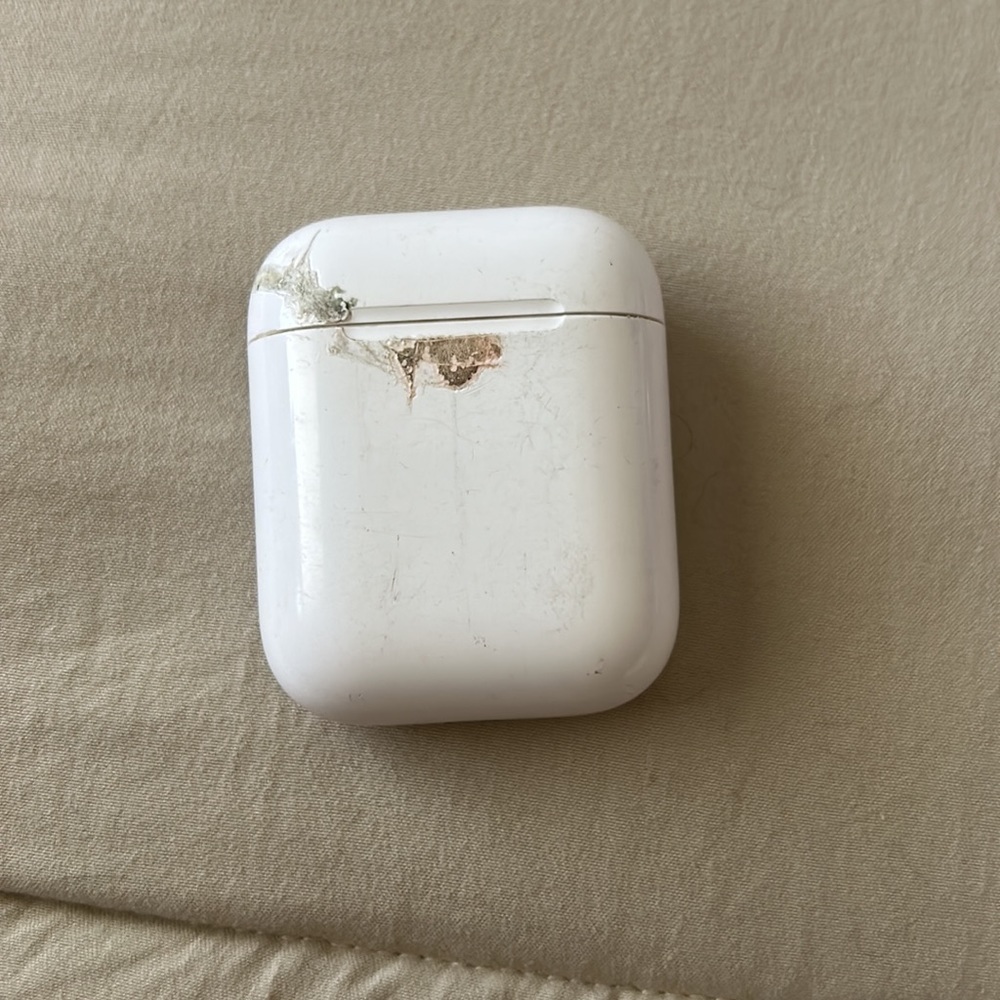 Apple Airpods 2nd Gen Charging Case- A1602